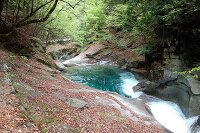 紅葉 三重の滝(山梨市) 