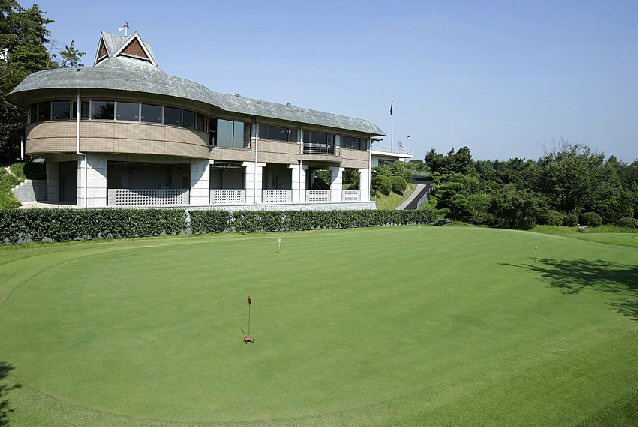奈良国際ゴルフ倶楽部